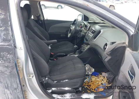 2016 Chevrolet Sonic Lt Auto from USA, damaged, VIN 1G1JC6SG9G4104815